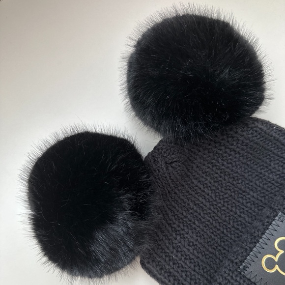 Disney * love your melon Mickey mouse beanie - Picture 3 of 5